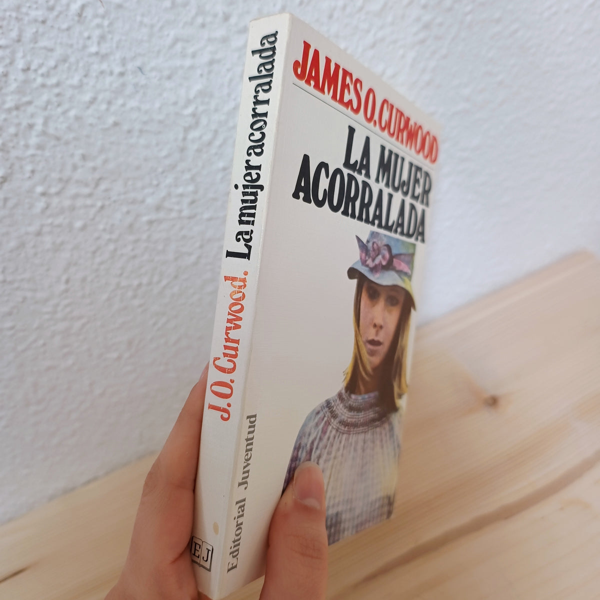 La mujer acorralada 2ª mano