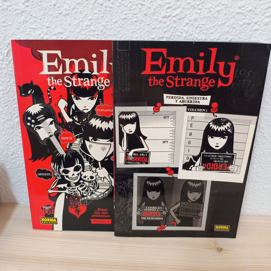 Emily the Strange volúmenes 1 y 2 (2ª mano)