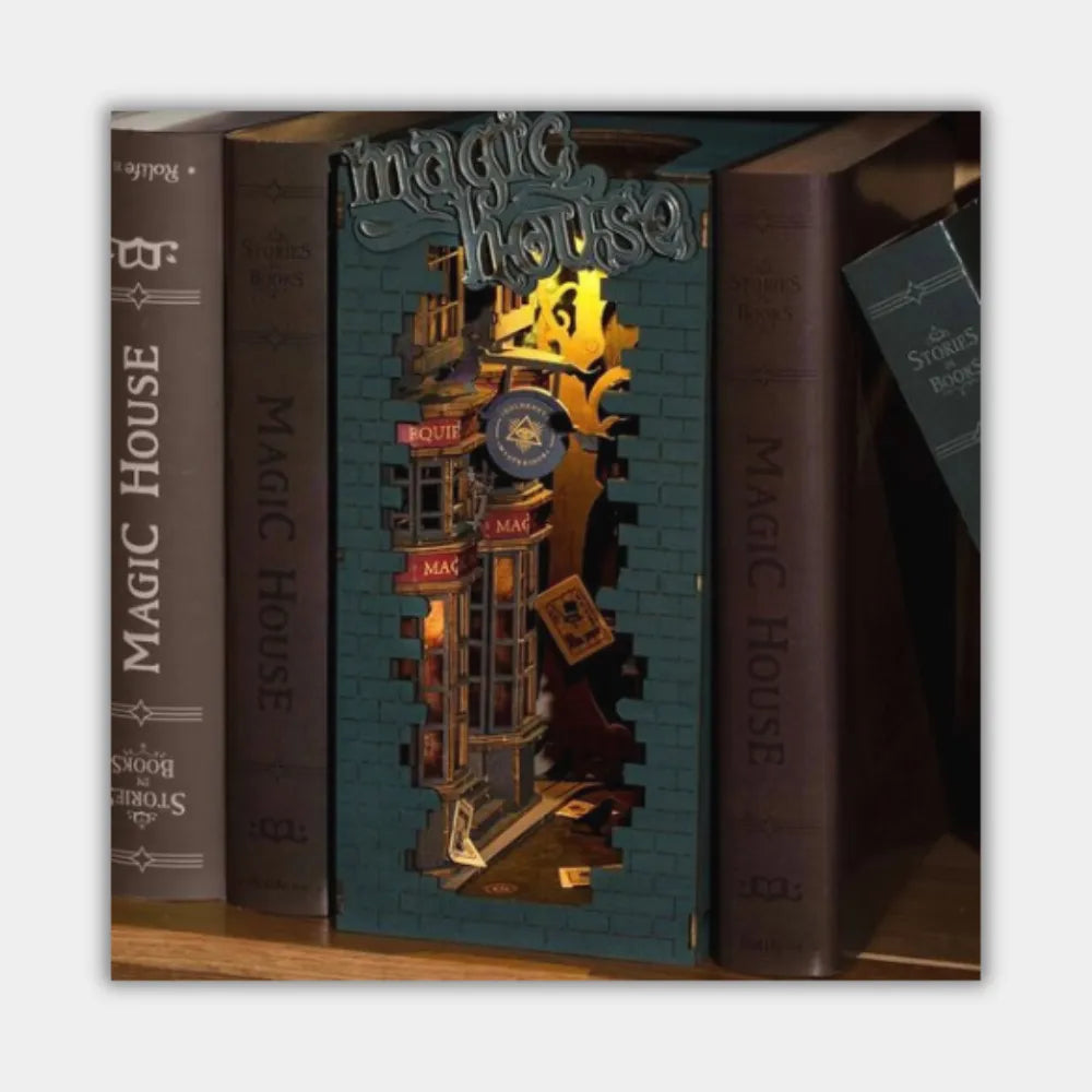 Maqueta Sujetalibros Magic House
