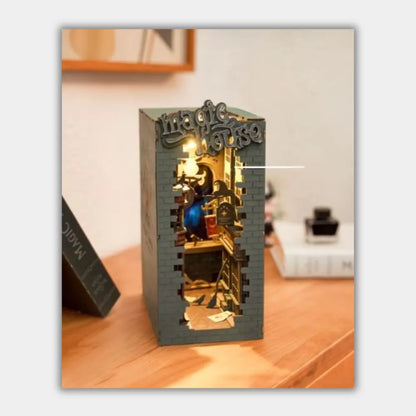 Maqueta Sujetalibros Magic House